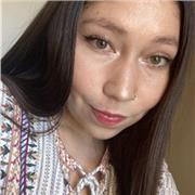 Arquitecta recién titulada dicta clases de matemática